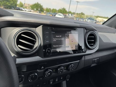 Used 2019 Toyota Tacoma TRD Sport w/ Technology Package AWD/4WD image 21