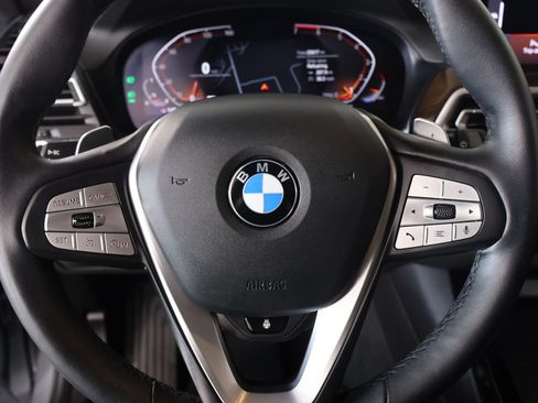 Used 2024 BMW X3 xDrive30i w/ Premium Package AWD/4WD image 3
