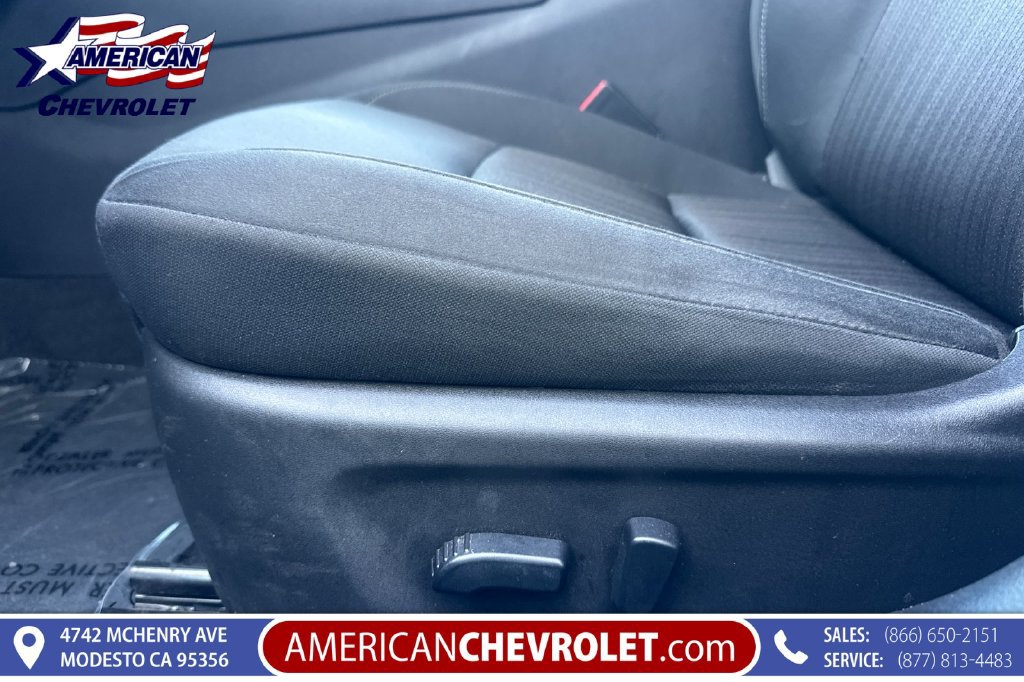 Used 2025 Nissan Altima 2.5 SV FWD image 14