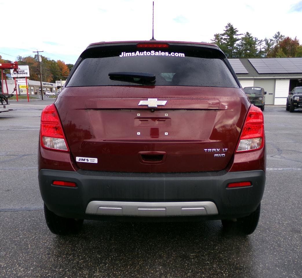 Used 2016 Chevrolet Trax LT w/ LT Convenience Package AWD/4WD image 4