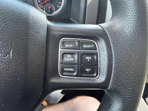 Used 2020 RAM 1500 Express AWD/4WD image 18