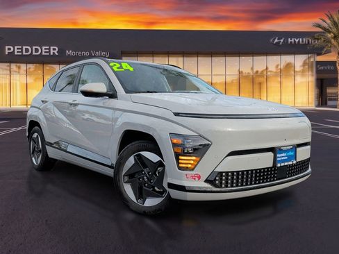 Certified 2024 Hyundai Kona Limited FWD image 1