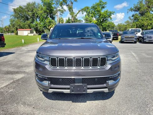 Used 2024 Jeep Wagoneer Series II RWD image 6