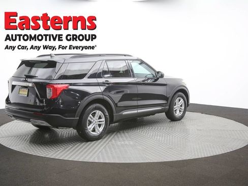 Used 2021 Ford Explorer XLT w/ Equipment Group 202A AWD/4WD image 41
