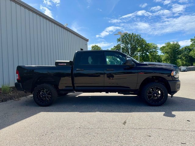 Used 2024 RAM 3500 Tradesman w/ Snow Chief Group AWD/4WD image 7