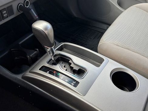 Used 2014 Toyota Tacoma PreRunner w/ SR5 Package image 20