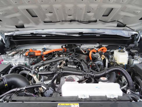 New 2025 Toyota Tacoma TRD Off-Road image 17