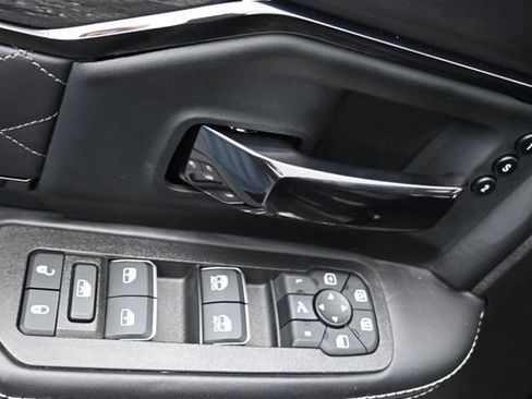 New 2025 RAM 3500 Limited image 20