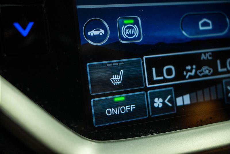 Used 2025 Subaru Ascent Premium AWD/4WD image 24