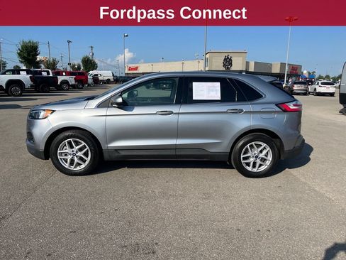 Used 2022 Ford Edge SEL AWD/4WD image 2