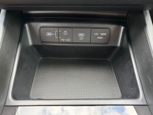 New 2026 Hyundai Santa Cruz SE image 7