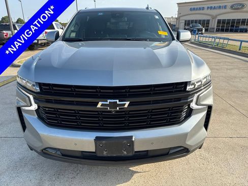 Used 2023 Chevrolet Suburban RST w/ Luxury Package RWD image 2