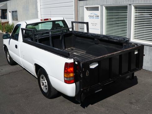Used 2003 GMC Sierra 1500 W/T image 16