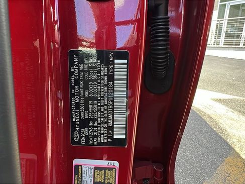 Used 2023 Genesis GV70 2.5T w/ Select Package image 40