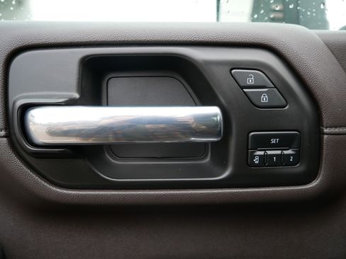 Certified 2022 GMC Sierra 2500 Denali image 16