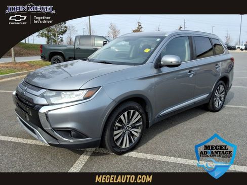 Used 2019 Mitsubishi Outlander SEL image 1
