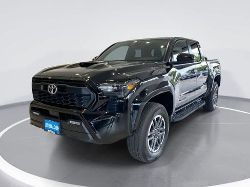 Certified 2024 Toyota Tacoma TRD Sport AWD/4WD image 1