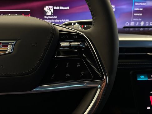 New 2026 Cadillac Escalade ESV Platinum Sport w/ LPO, ONYX Package image 30