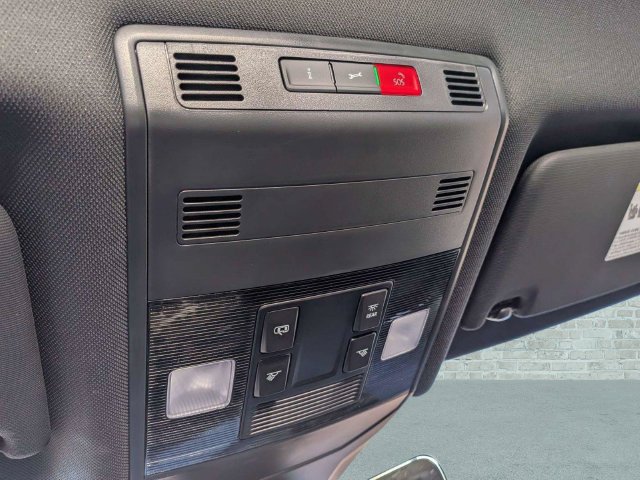 Certified 2025 Volkswagen Jetta Sport FWD image 20
