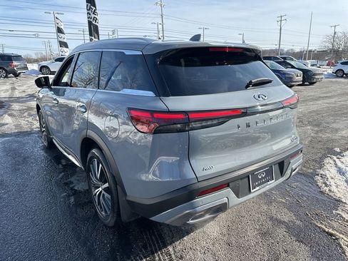 Used 2025 INFINITI QX60 Sensory w/ Vision Package image 12