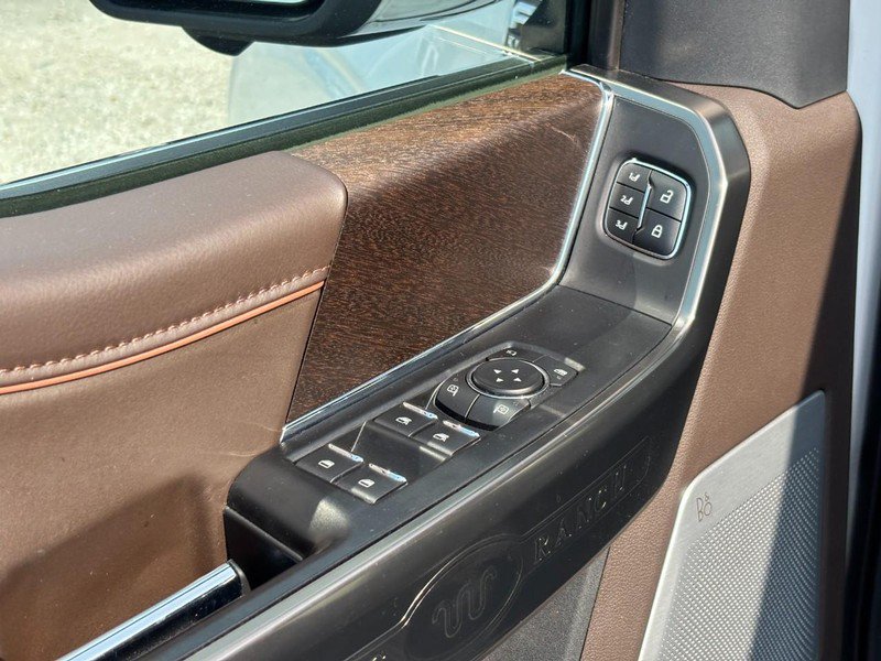 Used 2021 Ford F150 King Ranch w/ Equipment Group 601A High AWD/4WD image 17