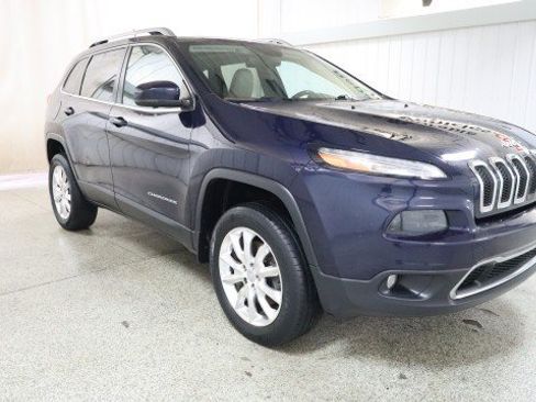 Used 2015 Jeep Cherokee Limited AWD/4WD image 5