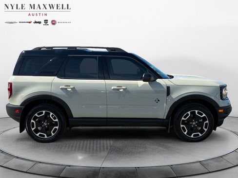 Used 2024 Ford Bronco Sport Outer Banks w/ Tech Package image 17