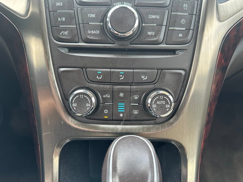 Certified 2013 Buick Verano Convenience FWD image 5