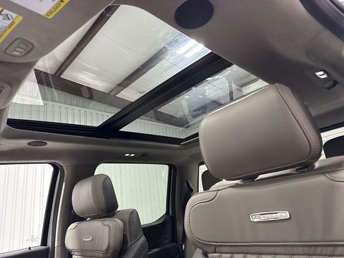 Used 2026 Ford F450 Platinum AWD/4WD image 19