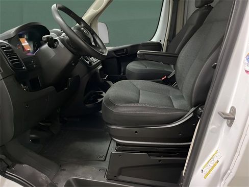 Used 2022 RAM ProMaster 2500 image 37