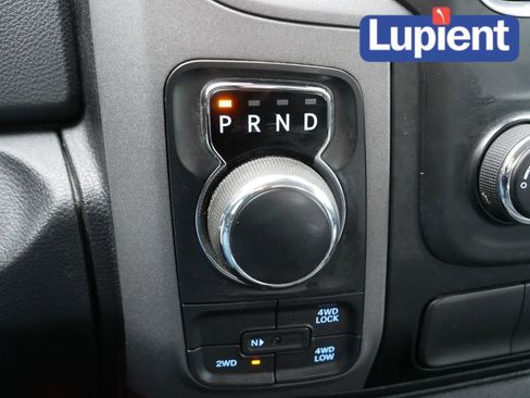 Used 2017 RAM 1500 Express image 19