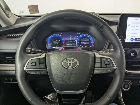 Used 2024 Toyota Grand Highlander Platinum image 15