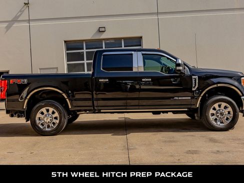 Used 2017 Ford F250 King Ranch w/ King Ranch Ultimate Package image 10