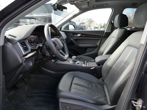 Used 2019 Audi Q5 2.0T Premium Plus image 12