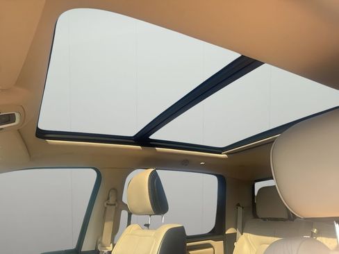 Used 2021 RAM 1500 Limited AWD/4WD image 33