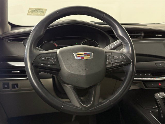Used 2019 Cadillac XT4 Luxury FWD image 17