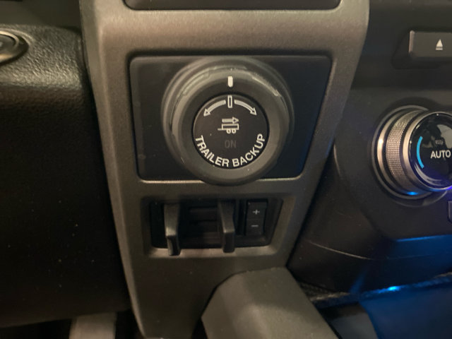 Used 2018 Ford F150 Raptor w/ Equipment Group 802A Luxury AWD/4WD image 22