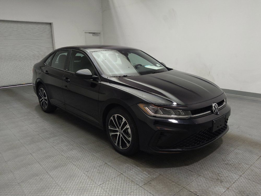 Used 2025 Volkswagen Jetta Sport FWD image 13