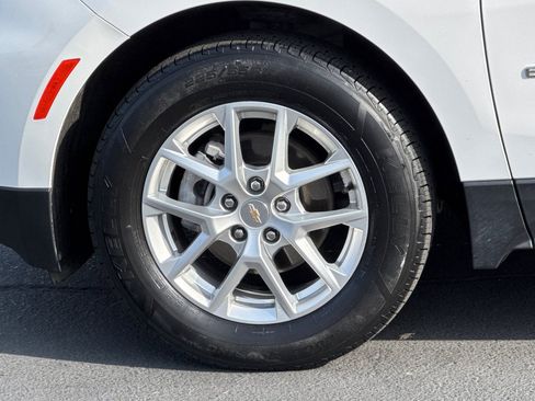 Certified 2024 Chevrolet Equinox LT image 31