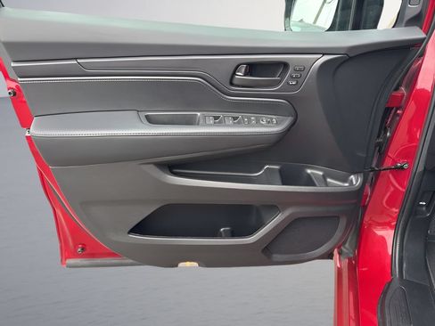 Used 2025 Honda Odyssey Sport-L image 29