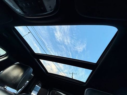 Used 2020 Jeep Grand Cherokee Overland image 23