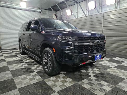 Used 2022 Chevrolet Suburban Z71 w/ Max Trailering Package image 4