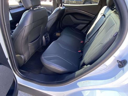 Used 2023 Ford Mustang Mach-E Premium image 8