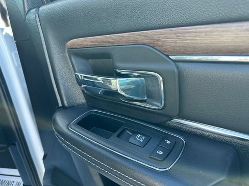 Used 2015 RAM 1500 Laramie w/ Convenience Group AWD/4WD image 43
