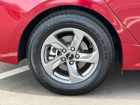 Used 2023 Kia K5 LXS image 10