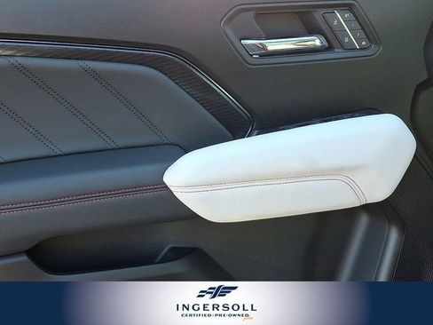 Used 2024 GMC Canyon AT4X image 16