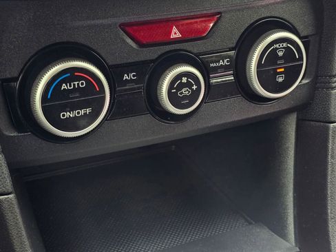 Used 2023 Subaru Crosstrek 2.0i AWD/4WD image 31