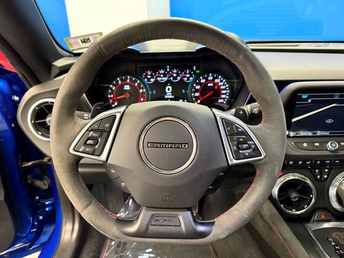 Used 2017 Chevrolet Camaro ZL1 image 19