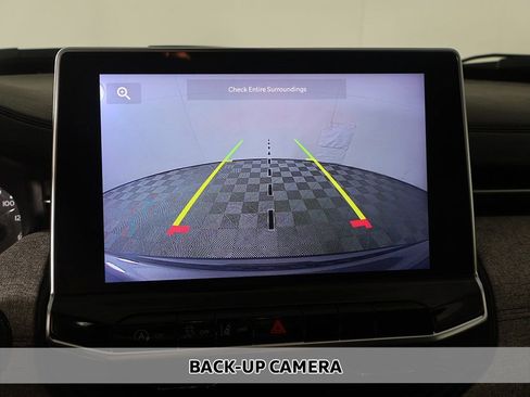 Used 2022 Jeep Compass Latitude image 4