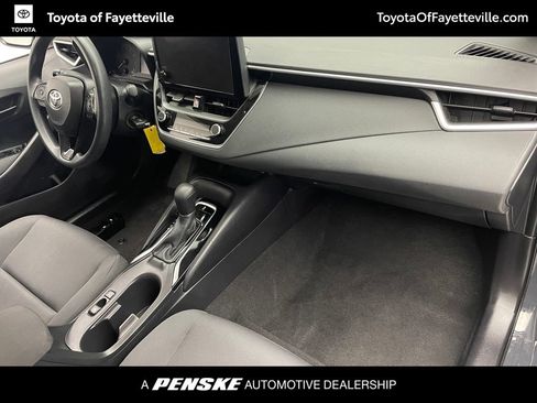 Used 2024 Toyota Corolla LE image 15